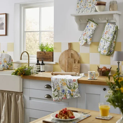Cottage Garden Tea Cosy